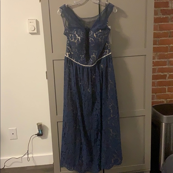 Christina Wu Dresses & Skirts - NWT Christina Wu Navy Lace Dress